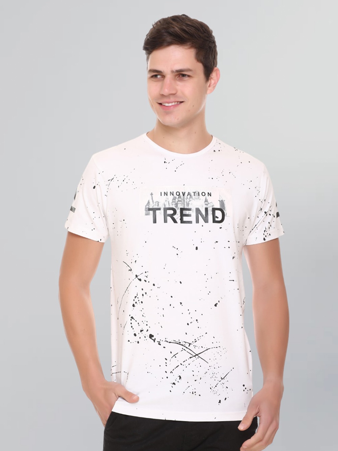 

GODFREY Men Printed Stretchex Cotton T-shirt, White
