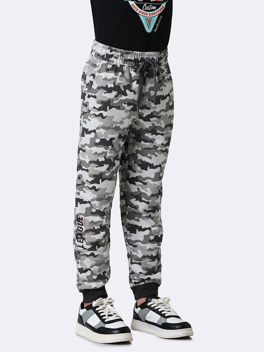 

Van Heusen Boys Printed Mid-Rise Joggers, Grey