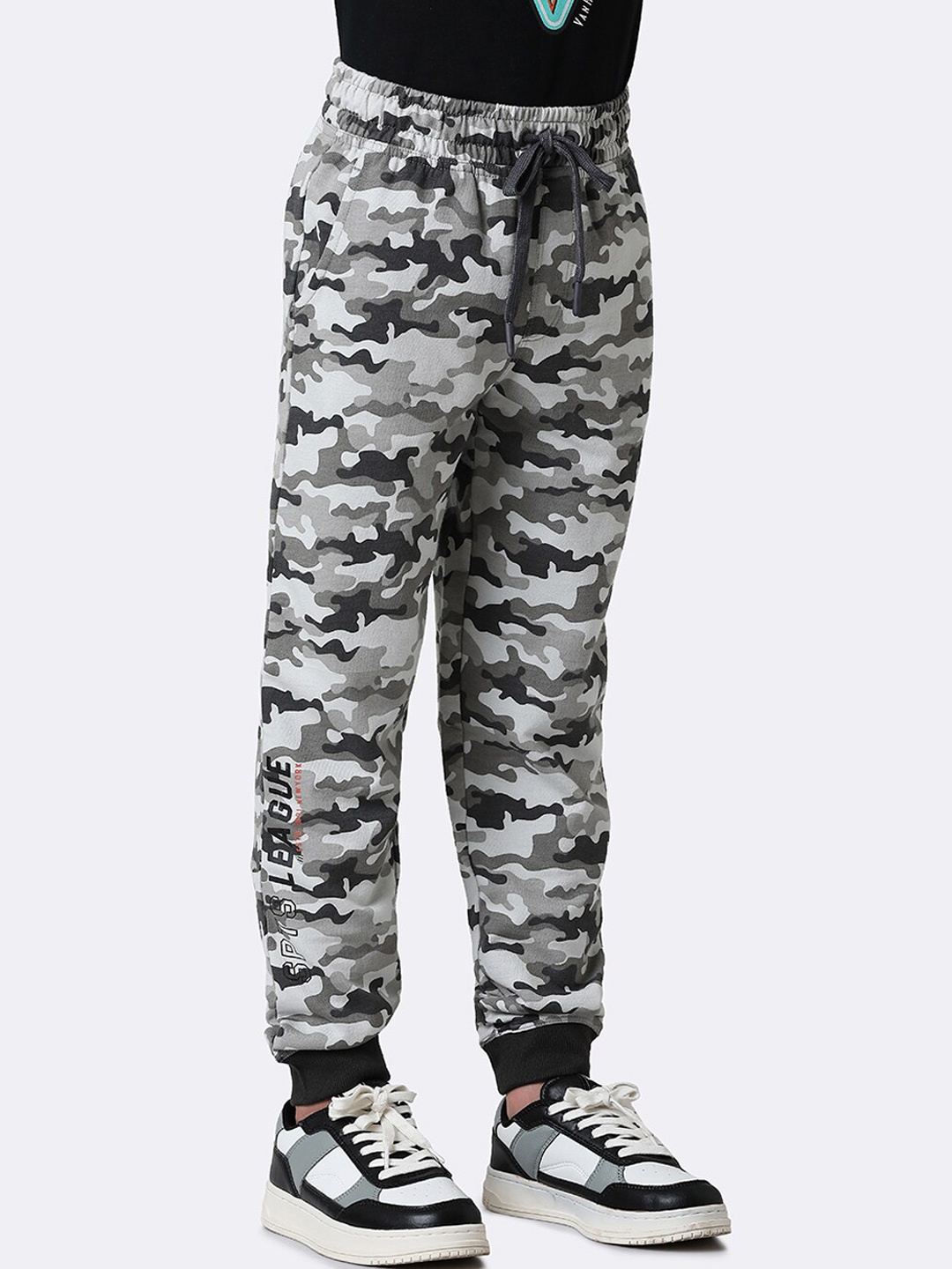 

Van Heusen Boys Camouflage Printed Quick Dry-Fit Joggers, Grey