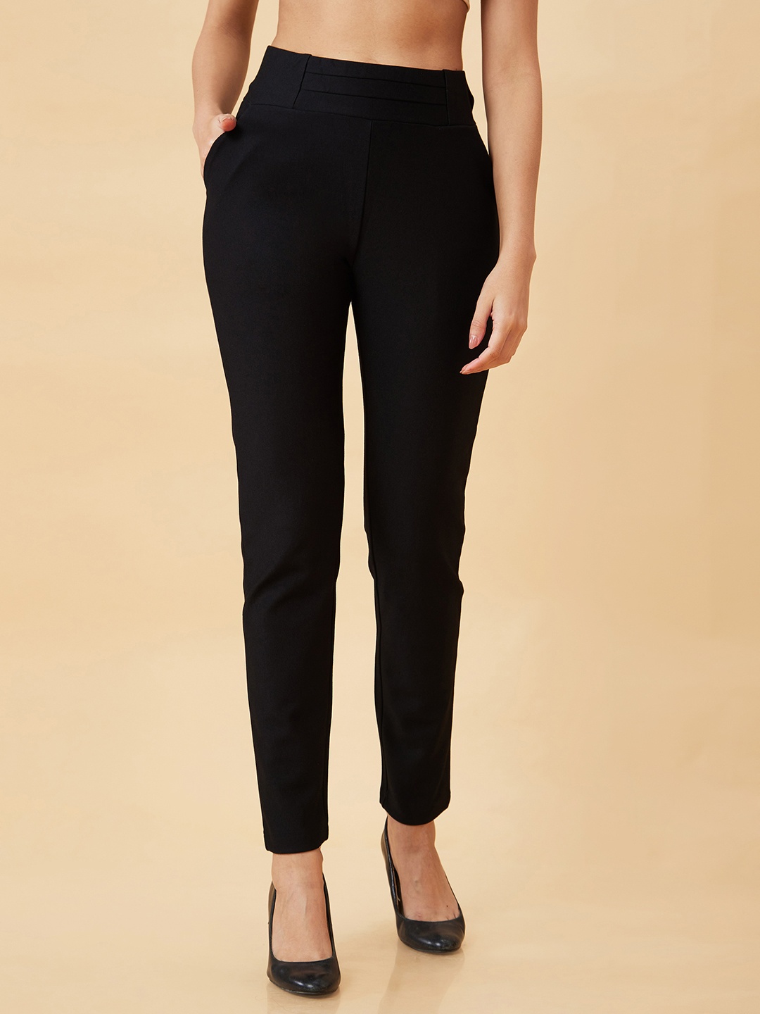 

Globus Women Stretchable Skinny Fit Formal Treggings, Black