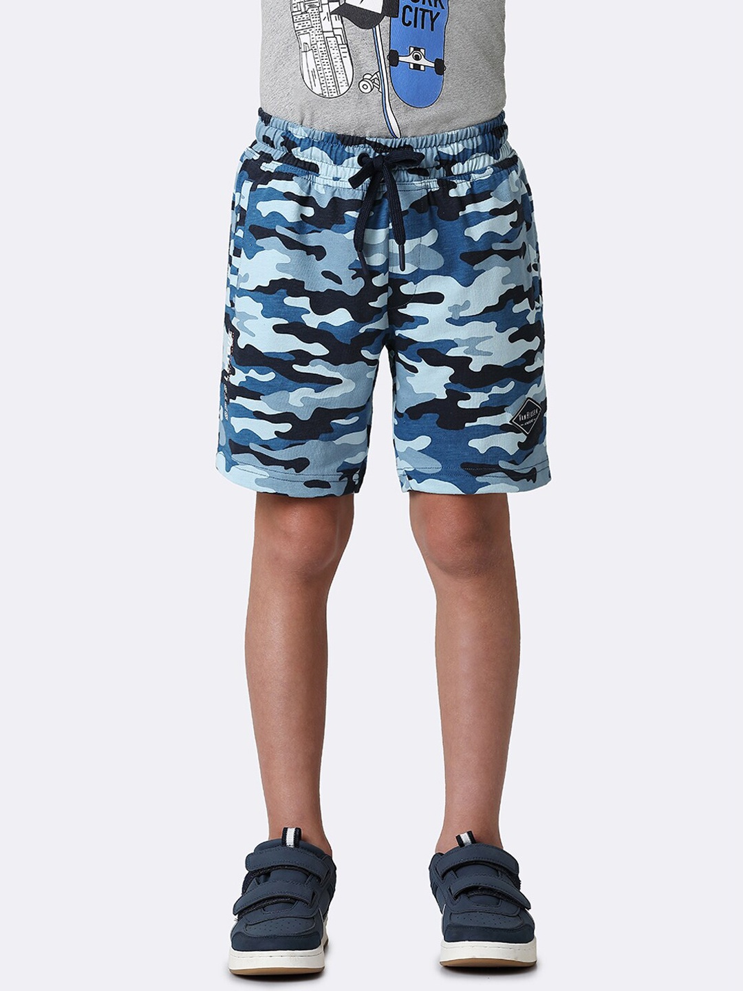 

Van Heusen Boys Camouflage Printed Regular Fit Sports Shorts, Blue
