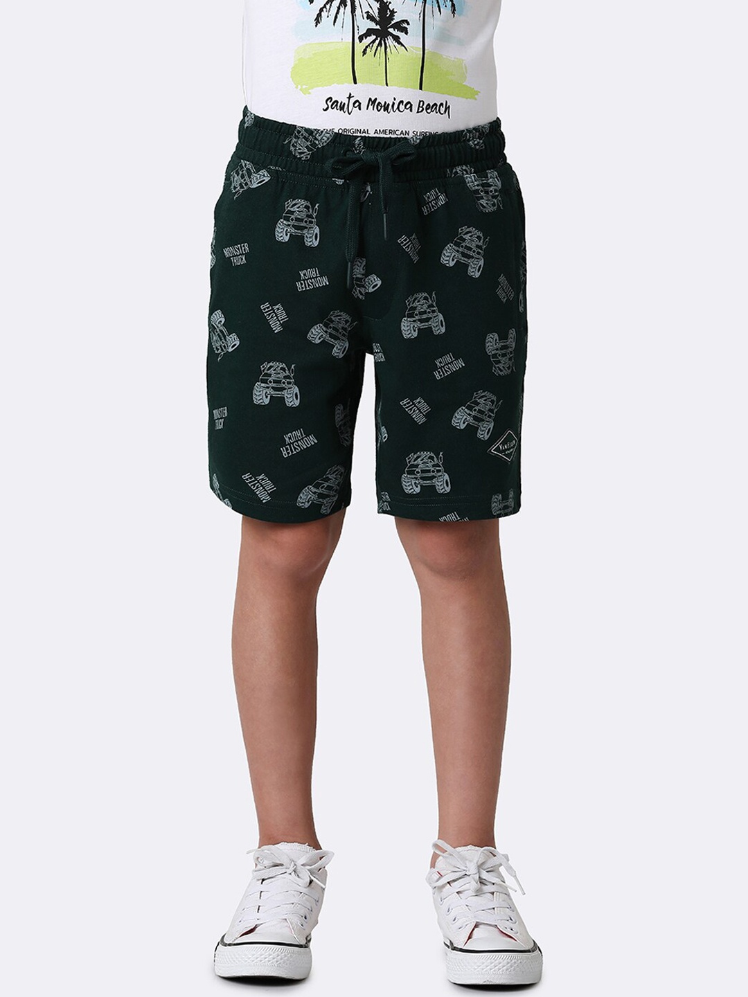

Van Heusen Boys Printed High-Rise Regular Fit Shorts, Green