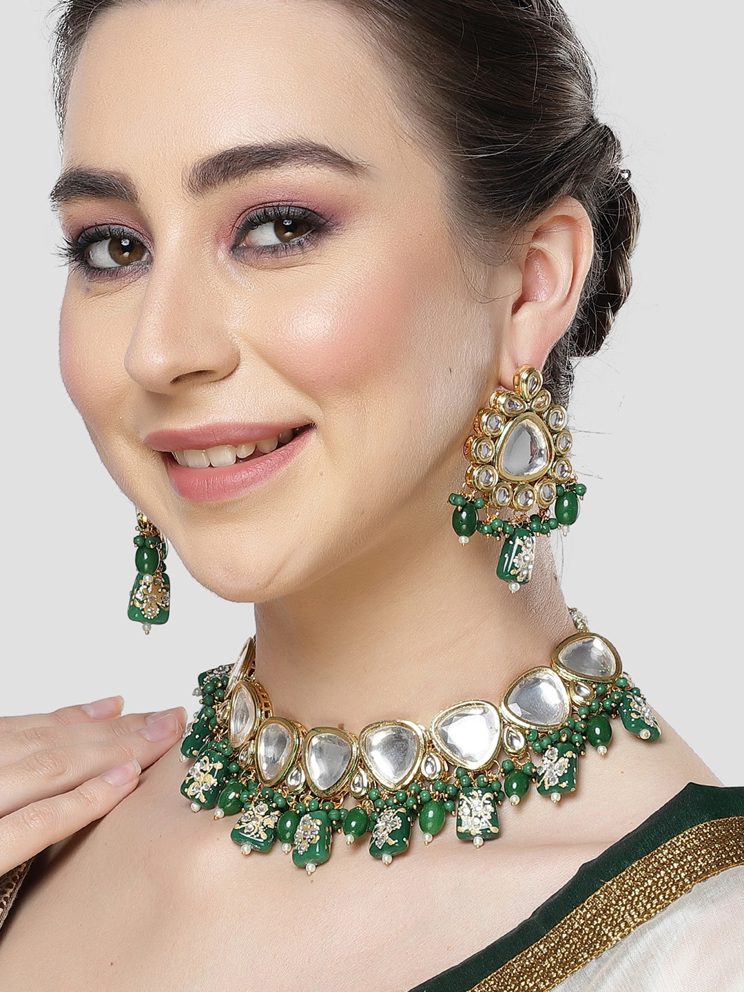 

KARATCART Gold-Plated Kundan Stone-Studded & Beaded Polki Jewellery Set, Green