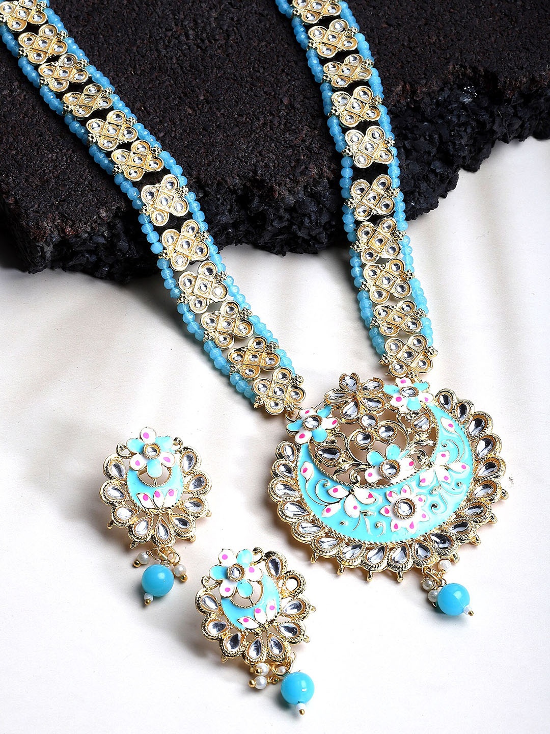 

KARATCART Gold-Plated Kundan-Studded & Beaded Jewellery Set, Blue