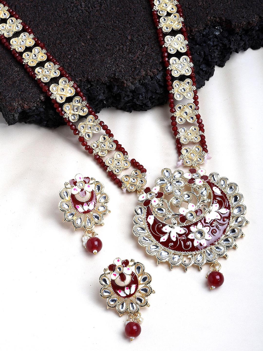 

KARATCART Gold-Plated Kundan-Studded Jewellery Set, Maroon