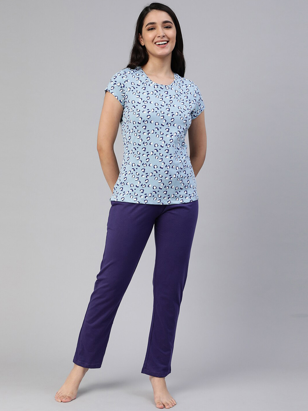 

LYRA Women Animal Printed Pure Cotton Night Suit, Blue