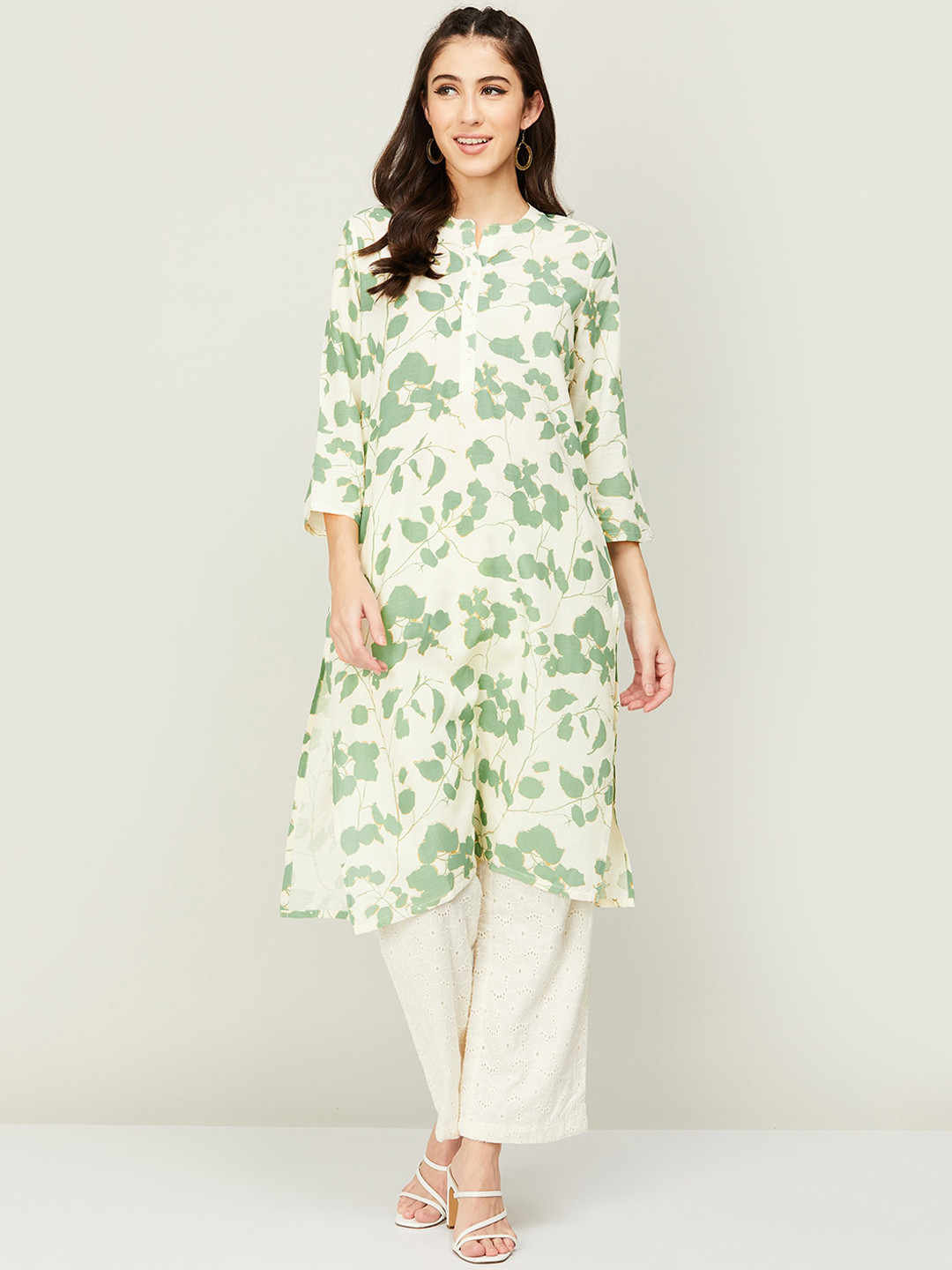 

Melange by Lifestyle Women White Printed Thread Work Kurta