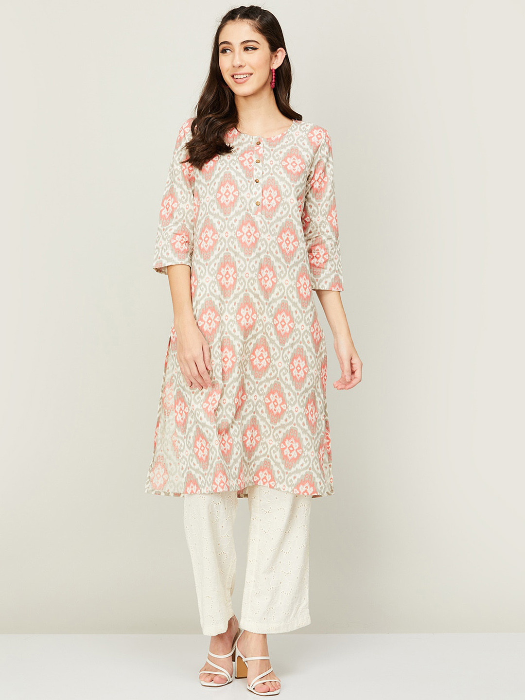 

Melange by Lifestyle Women Ethnic Motifs Printed Cotton Kurta, Peach