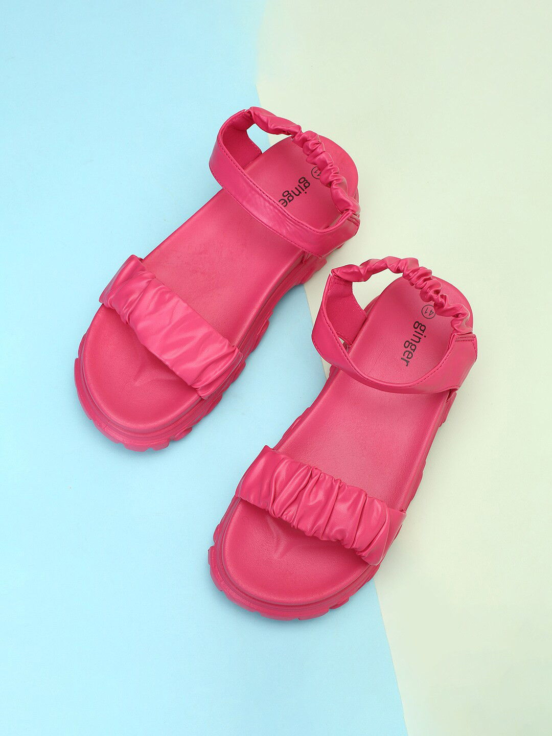 

Ginger by Lifestyle Women Open Toe Flats, Pink
