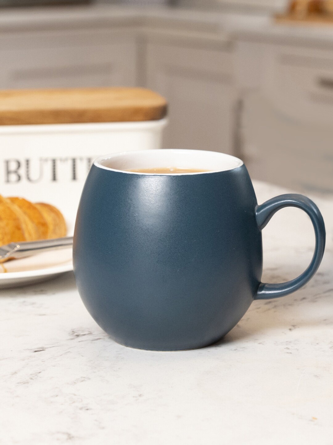 

London Pottery Blue & White Ceramic Glossy Mug- 400ml