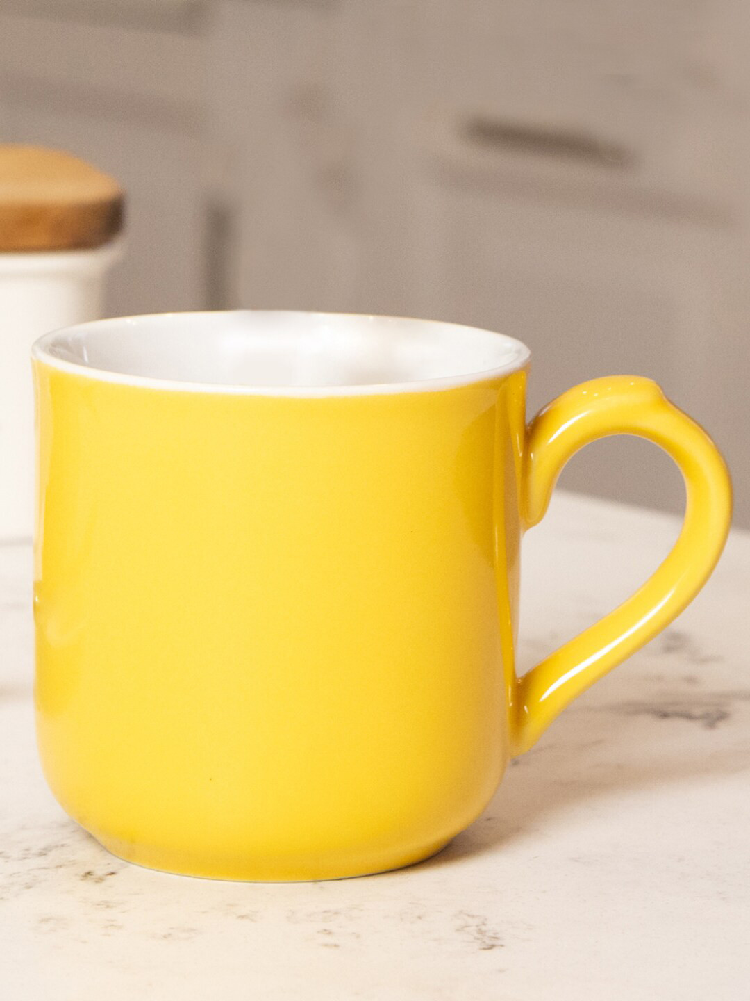 

London Pottery Yellow & White Stoneware Glossy Mug- 250ml