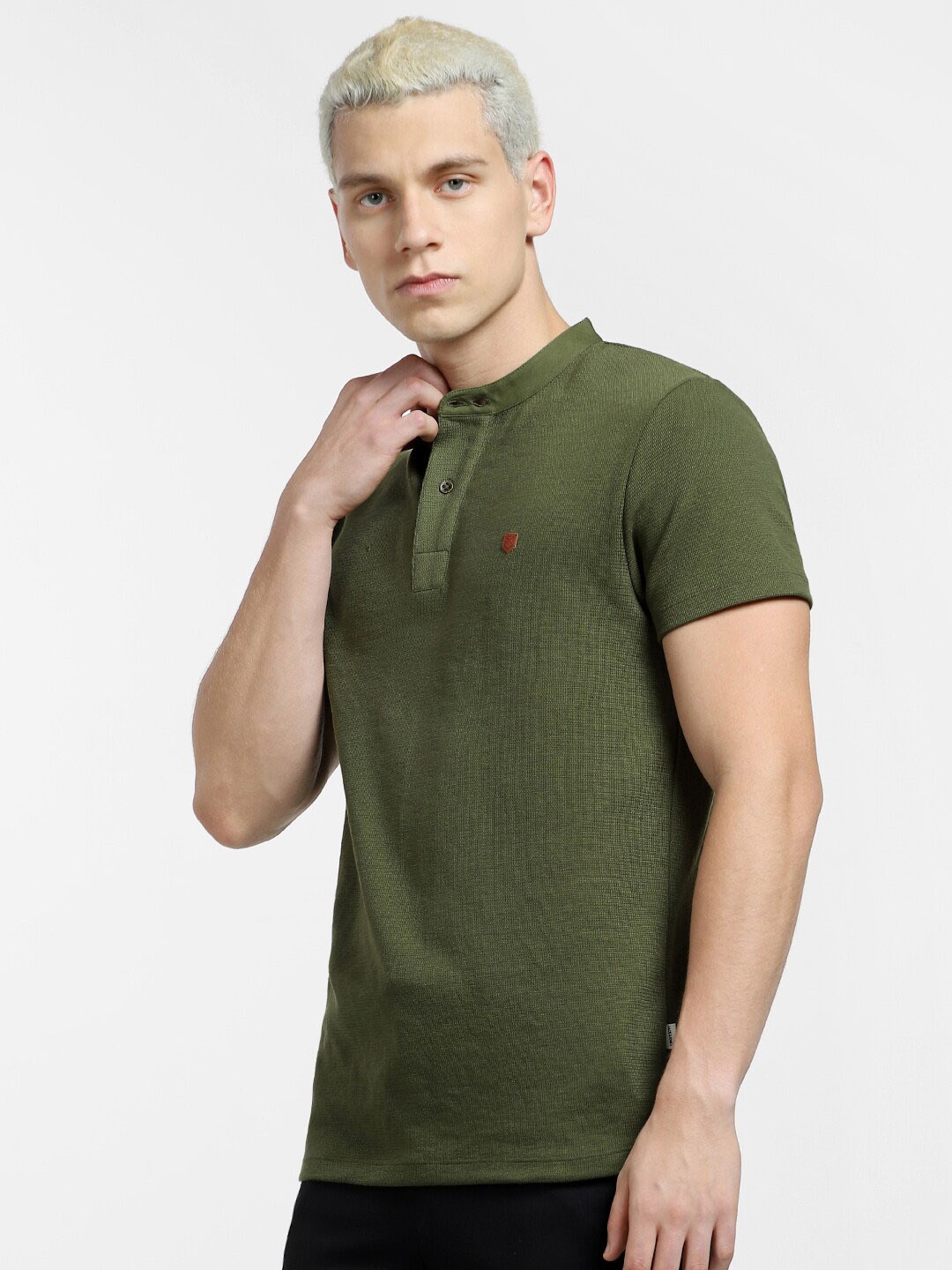 

Jack & Jones Men Mandarin Collar Slim Fit Cotton T-shirt, Olive