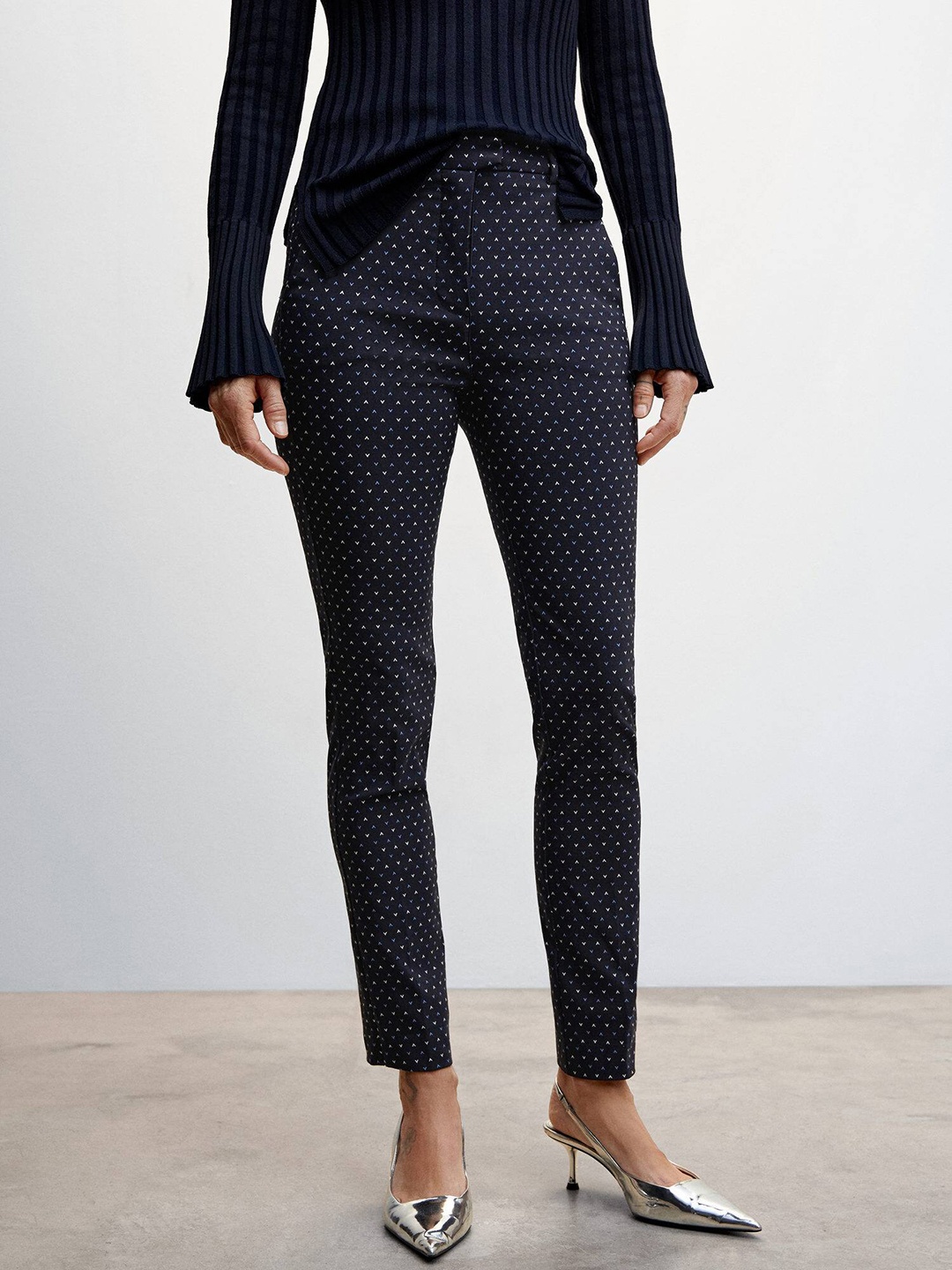 

MANGO Women Slim Fit Printed High-Rise Trousers, Navy blue