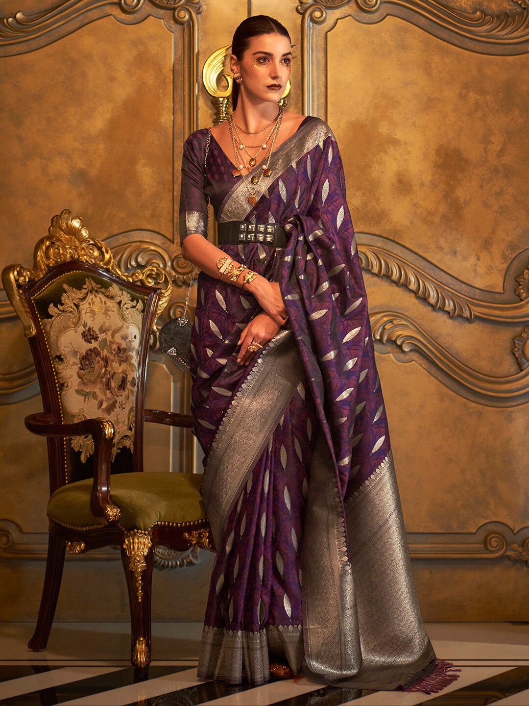 

Mitera Ethnic Motifs Woven Design Zari Banarasi Saree, Purple