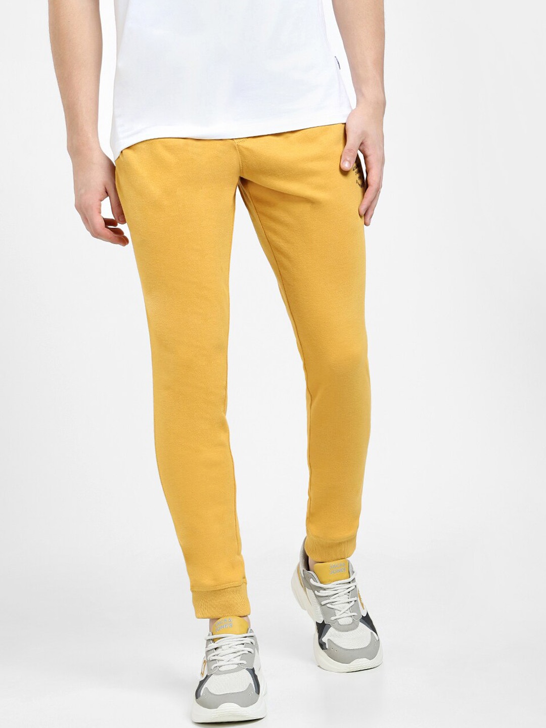 Jack & Jones Men Slim-Fit Joggers, Yellow