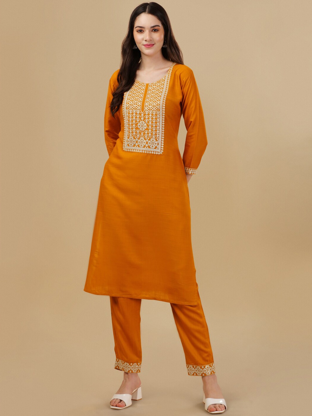 

GUFRINA Women Floral Embroidered Kurta With Trousers, Mustard