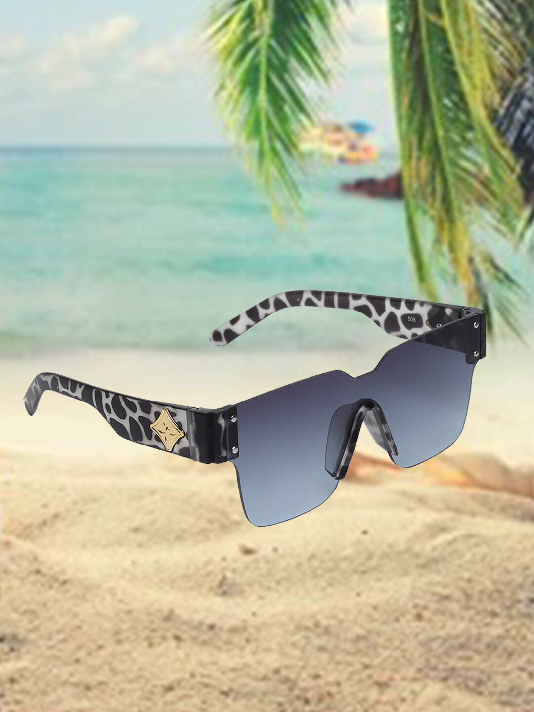 

CELEBRITY SUNGLASSES Shield Sunglasses With UV Protected Lens- CLSG-508-05, Grey