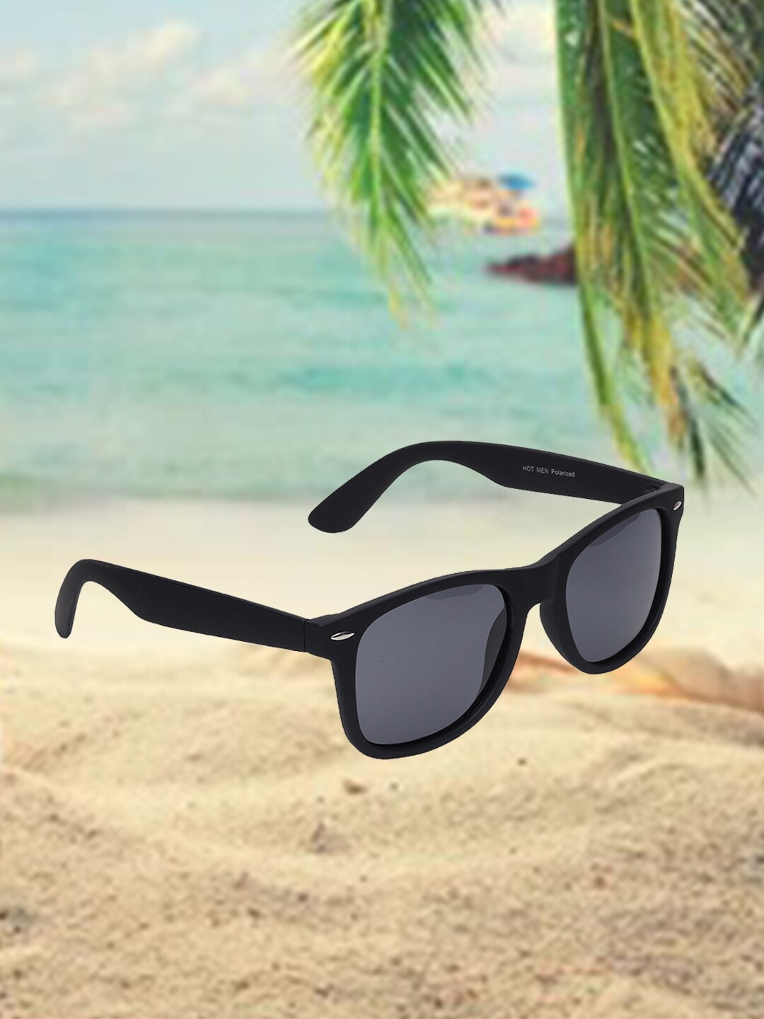 

CELEBRITY SUNGLASSES Full Rim Wayfarer Sunglasses with UV Protected Lens CLSG-2140-01, Black