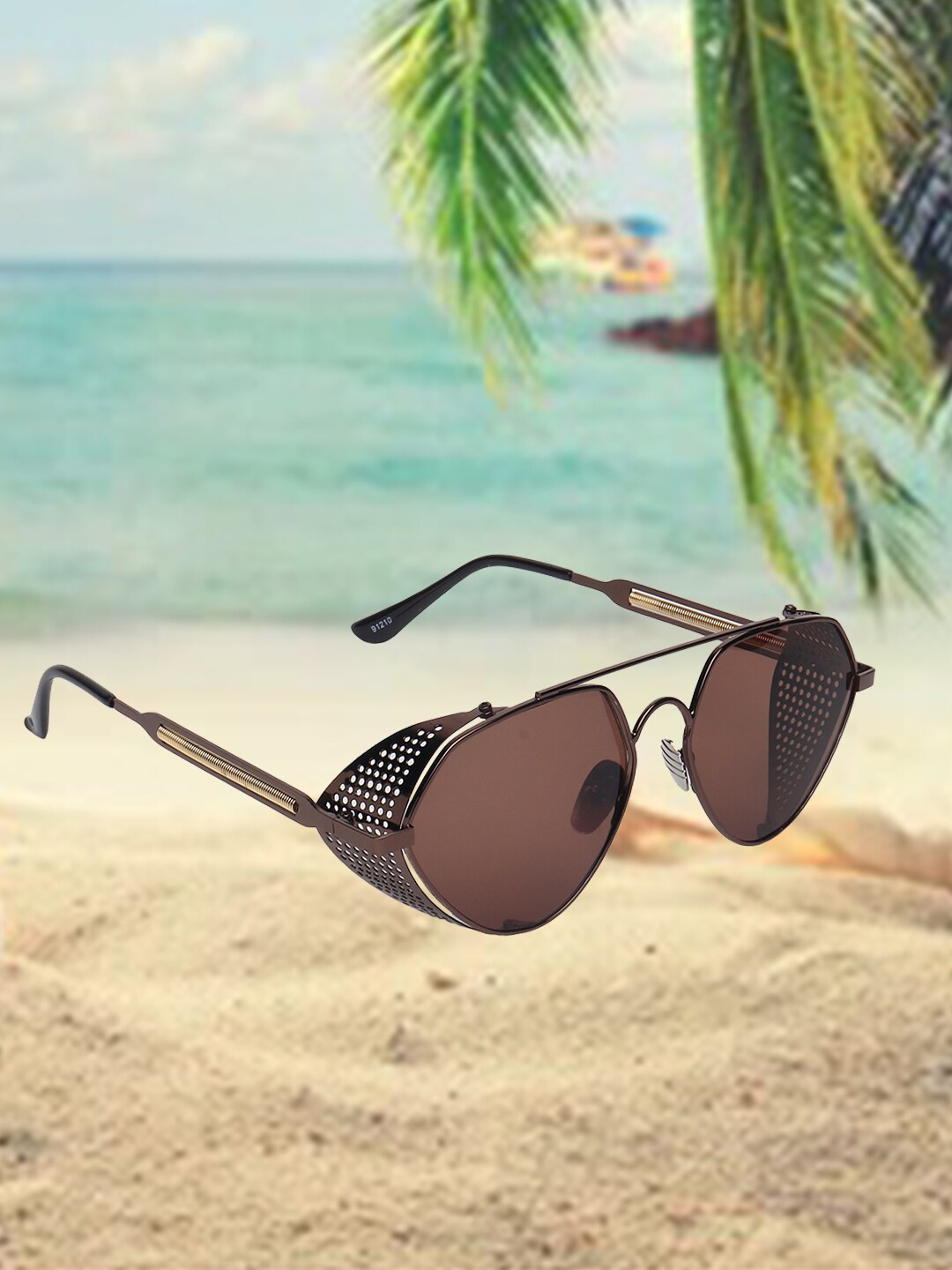

CELEBRITY SUNGLASSES Aviator Sunglasses With UV Protected Lens CLSG-91210-02, Brown