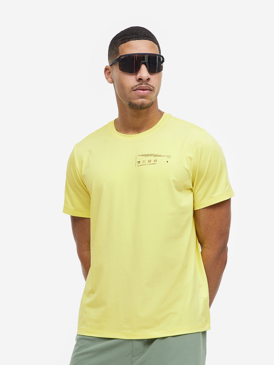 

H&M Men DryMove Sports Top, Yellow