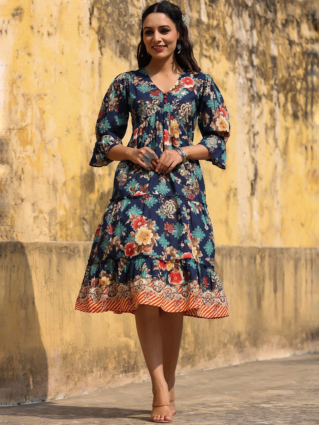 

Rain & Rainbow Women Floral Printed Pure Cotton A-Line Midi Dress, Blue