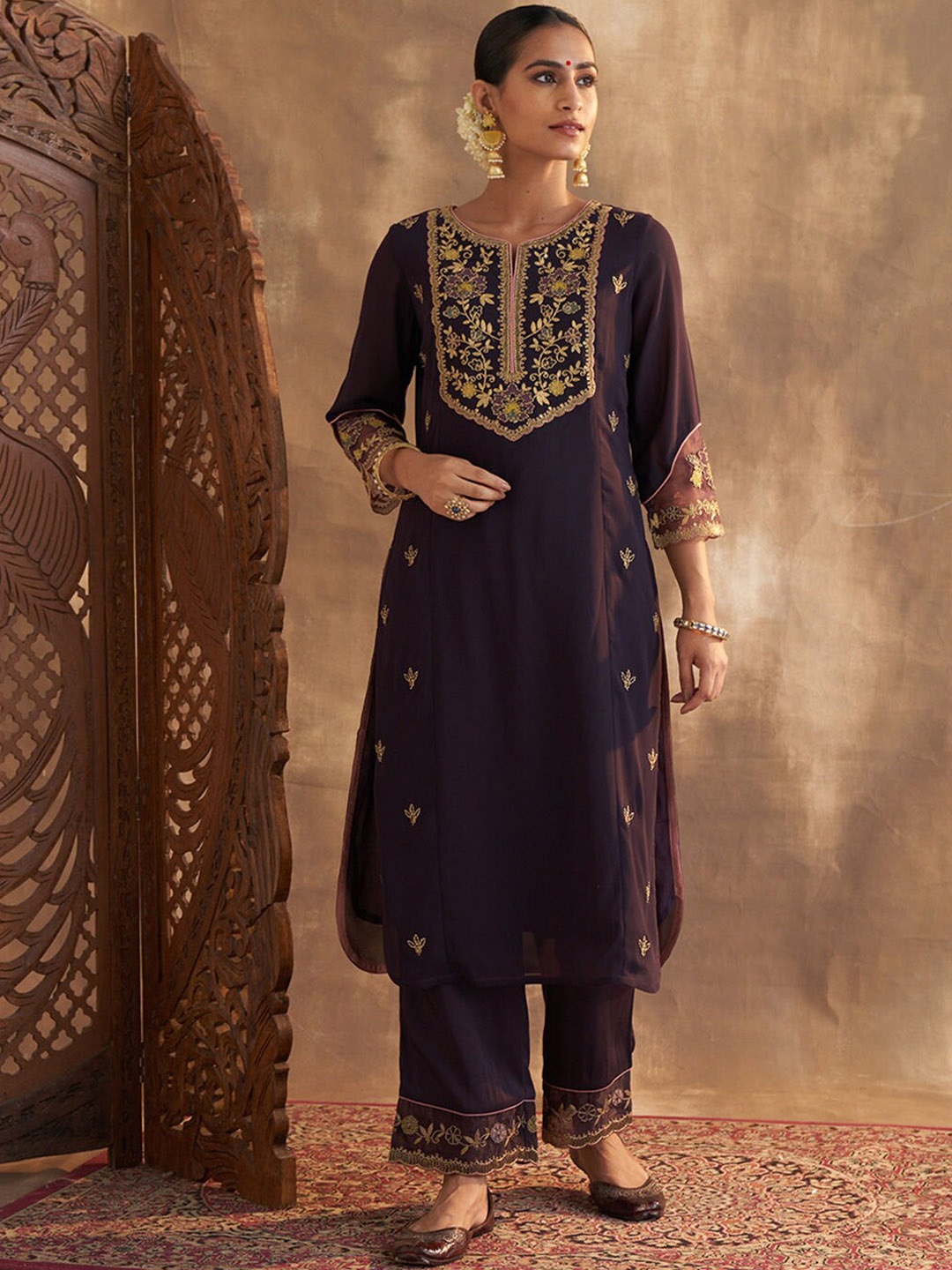 

Lakshita Women Floral Embroidered Thread Work Kurta with Palazzos, Purple