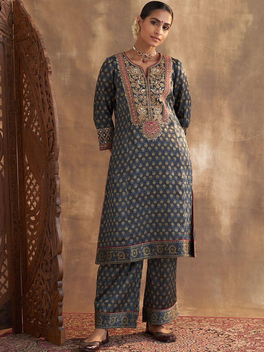 

Lakshita Women Plus Size Ethnic Motifs Printed Thread Work Kurta with Palazzos, Grey