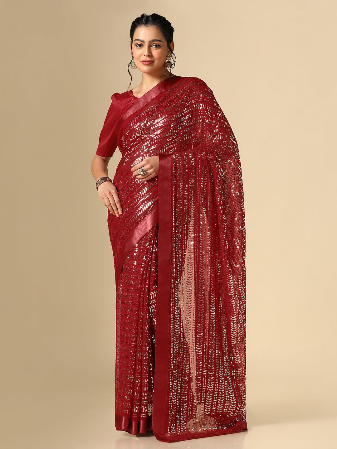 

Mitera Sequinned Embellished Saree, Maroon