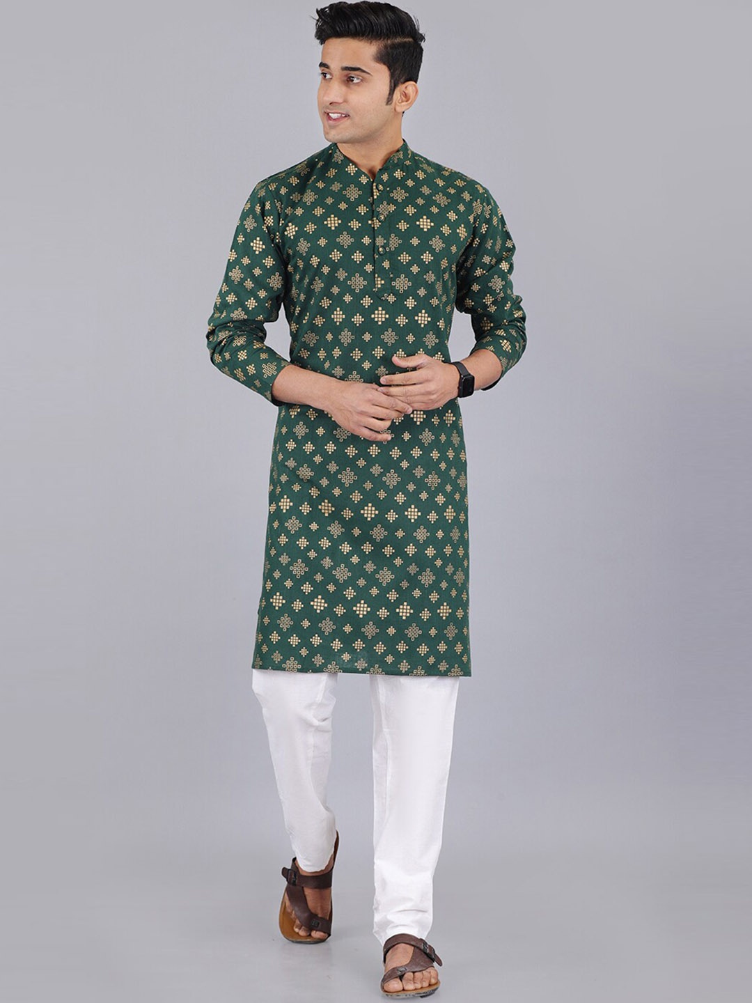 

ORTANGE Men Geometric Printed Pure Cotton Kurta With Pyjamas, Green