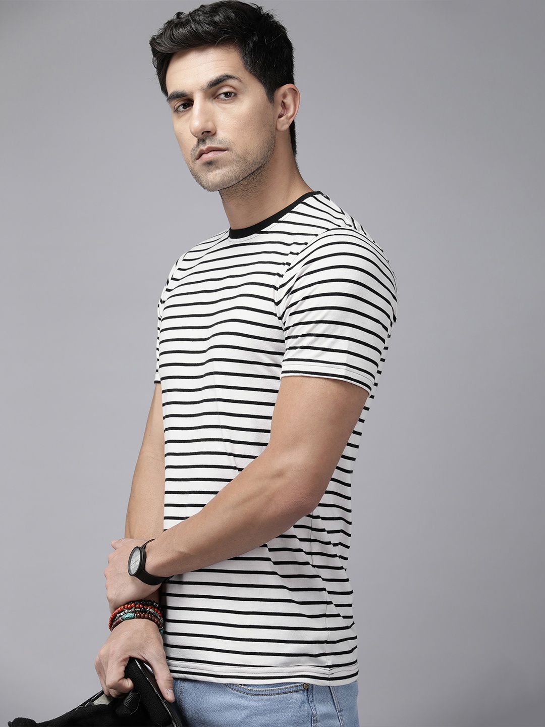 

Roadster Regular Fit Striped T-shirt, Navy blue