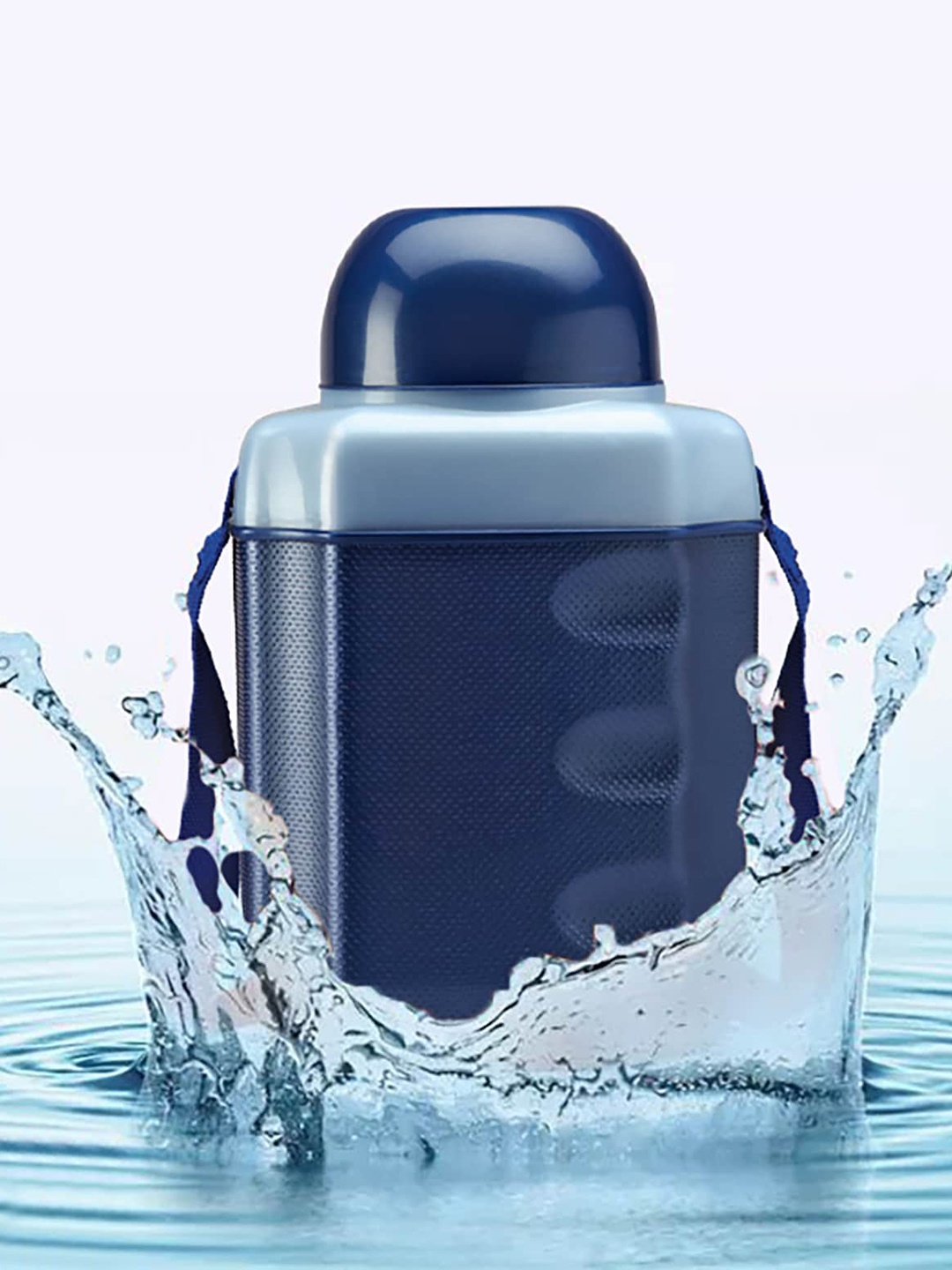 

Milton Cruiser 1800 Blue Plastic Insulated Water Bottle With Belt 1.8 L