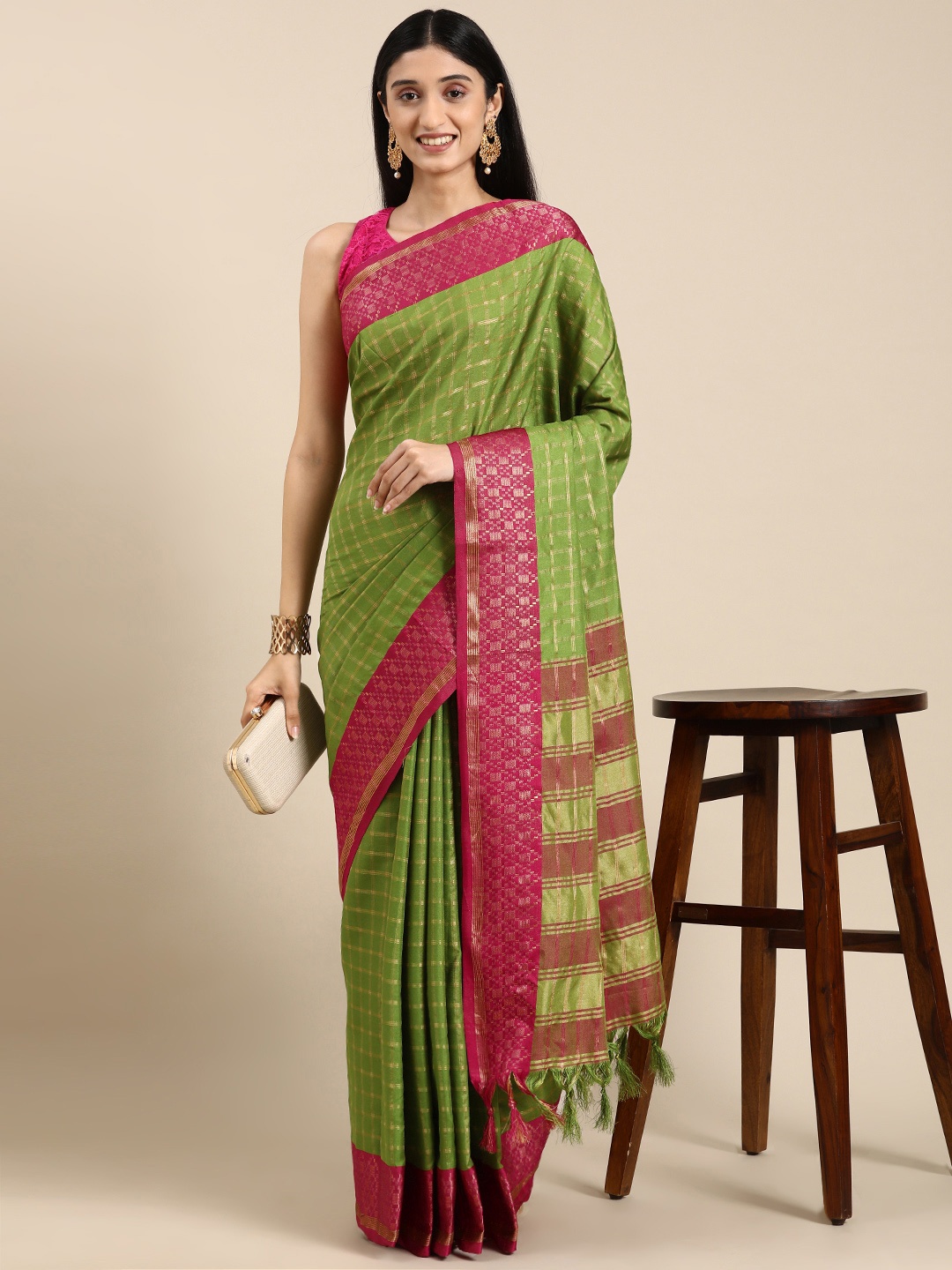 

VASTRANAND Woven Design Checked Zari Art Silk Banarasi Saree, Green
