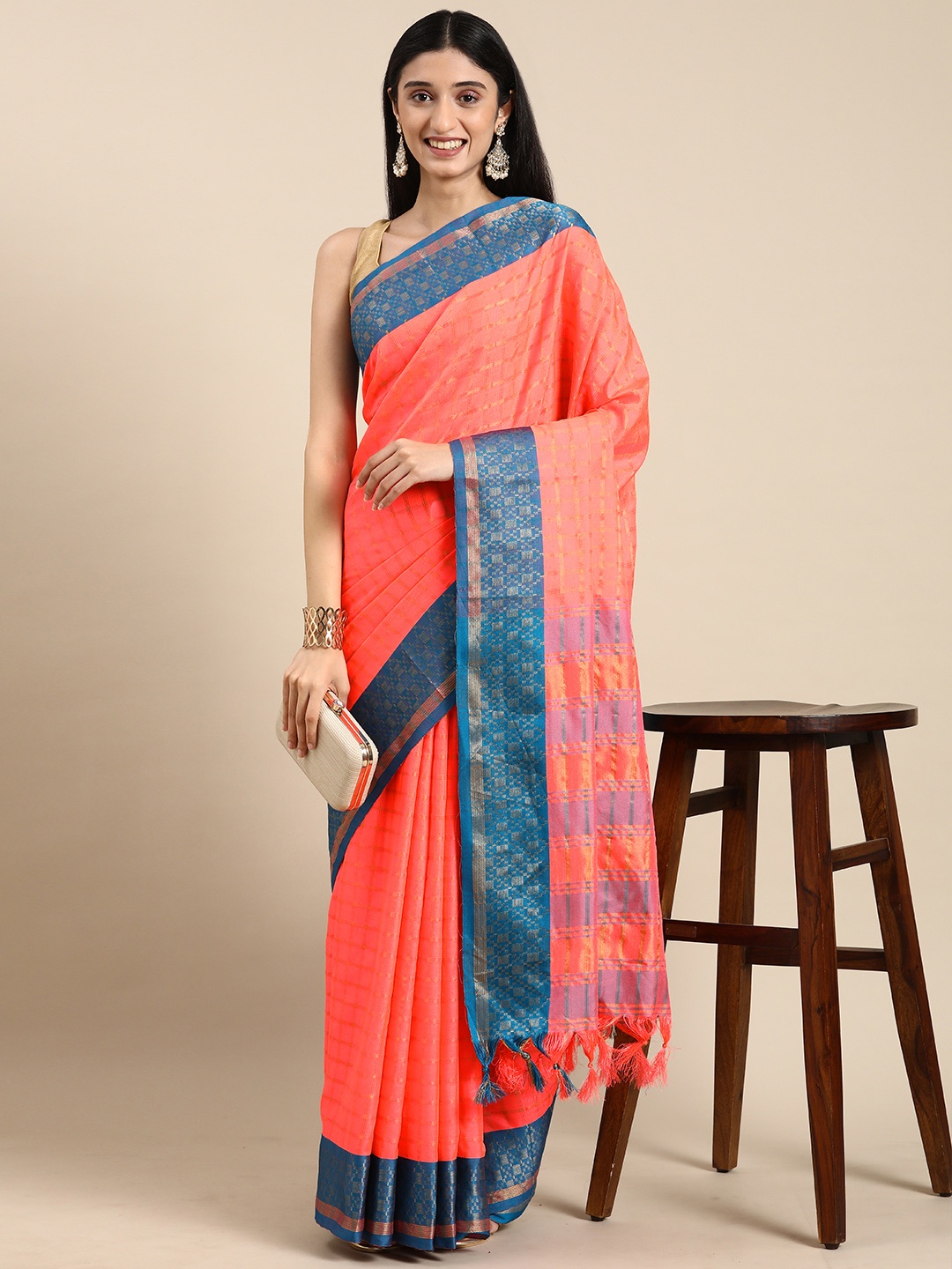 

VASTRANAND Woven Design Checked Zari Art Silk Banarasi Saree, Pink