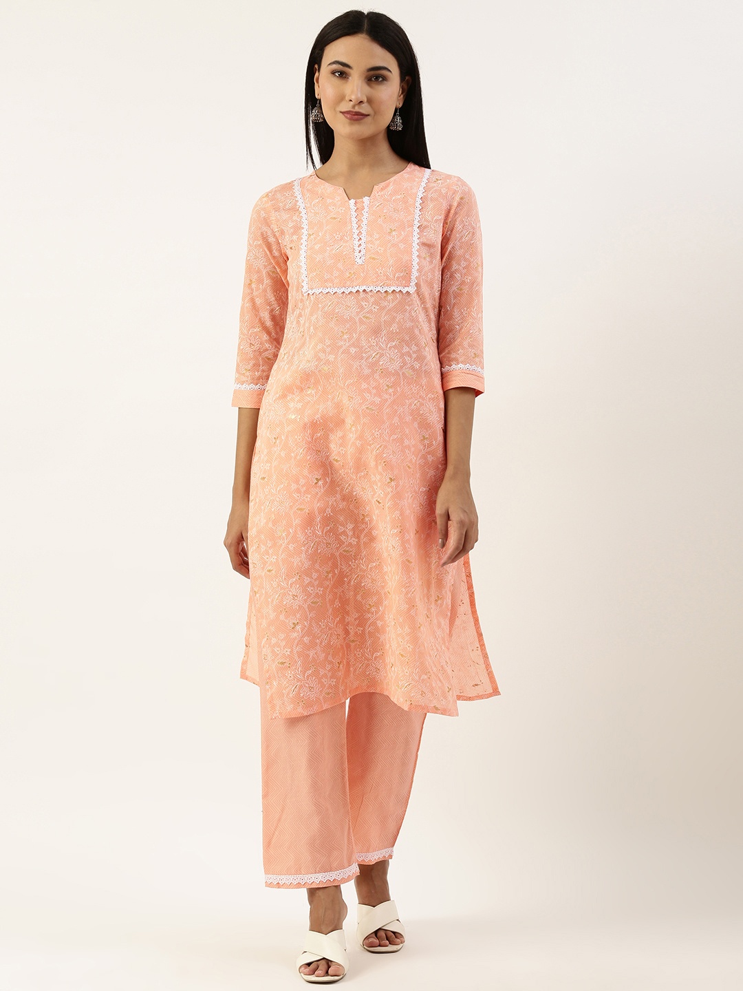 

SWAGG INDIA Floral Printed Kurta With Trousers, Orange