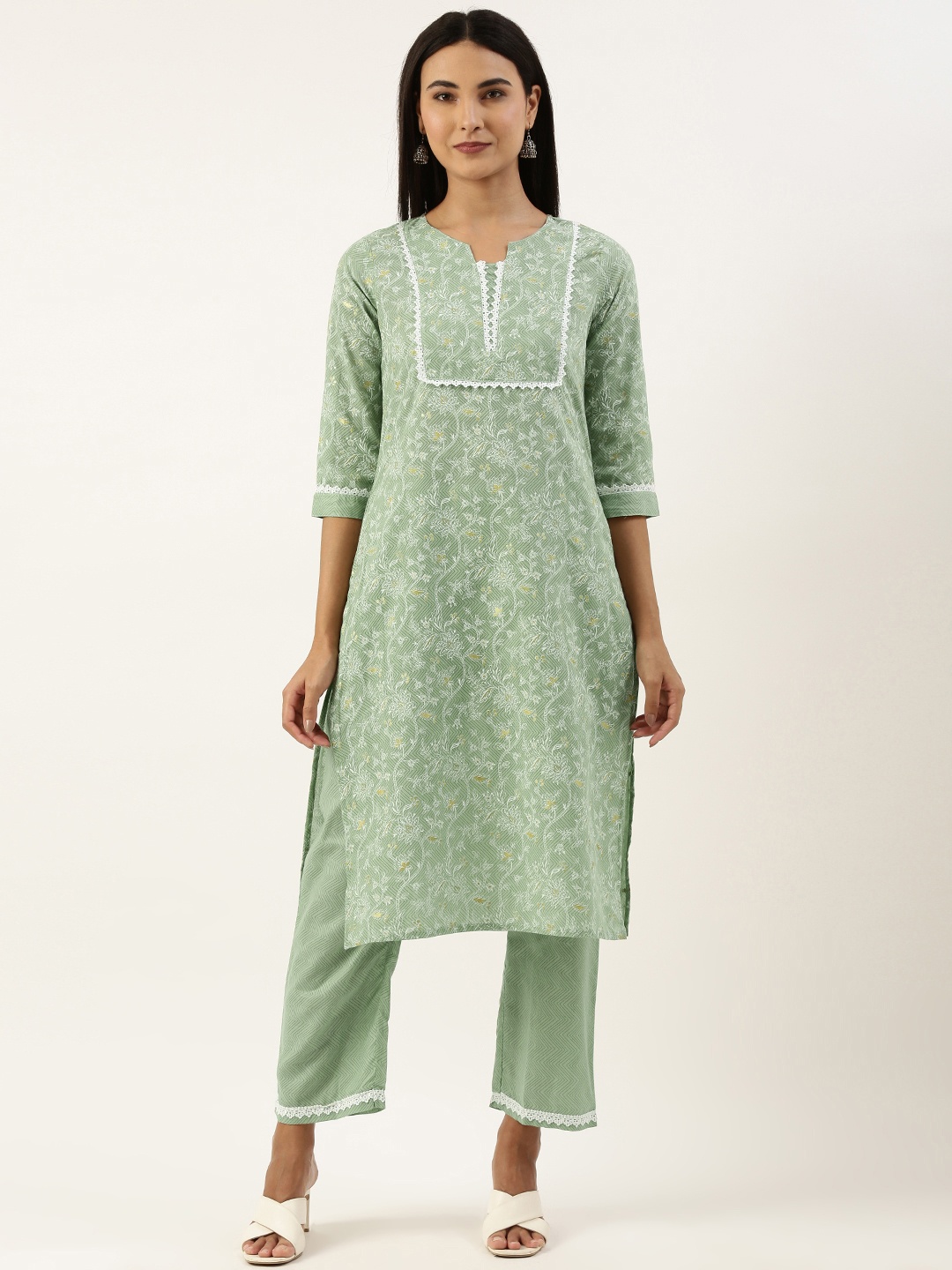 

SWAGG INDIA Floral Printed Kurta With Trousers, Green