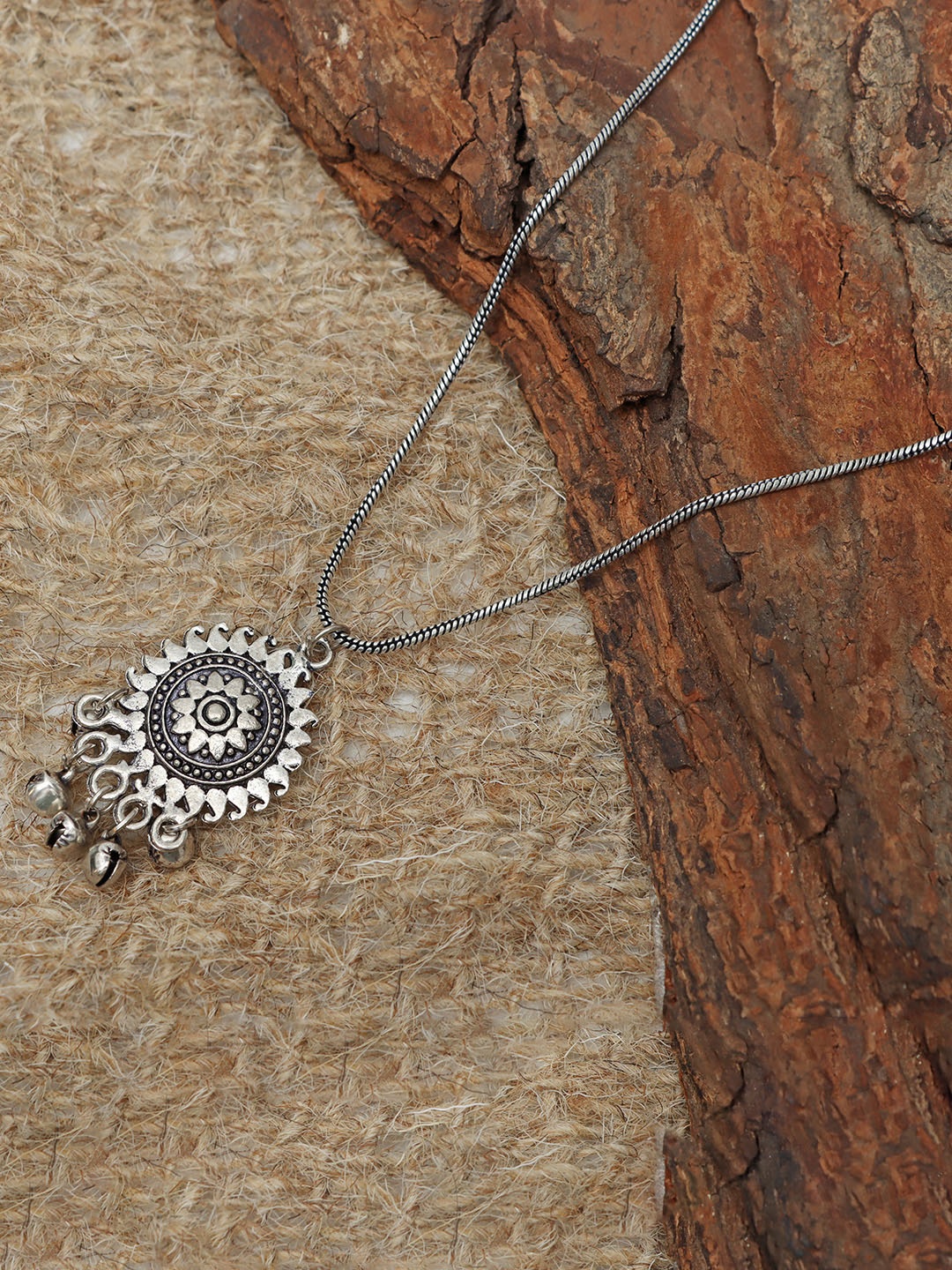 

Ozanoo Brass Silver-Plated Oxidised Pendant With Chain