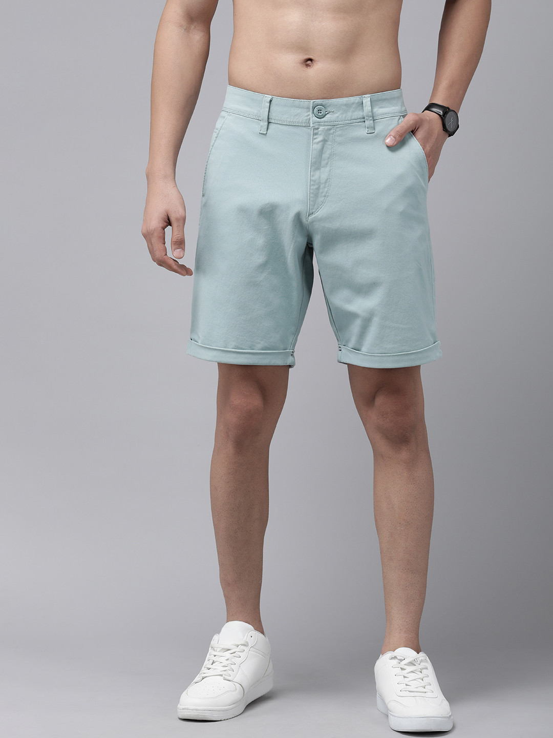 

The Roadster Life Co. Men Solid Mid-Rise Regular Shorts, Sea green
