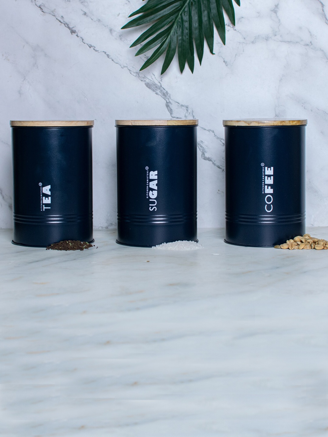 

StatueStudio 3 Pieces Navy Blue Label Printed Food Storage Containers 900 ml