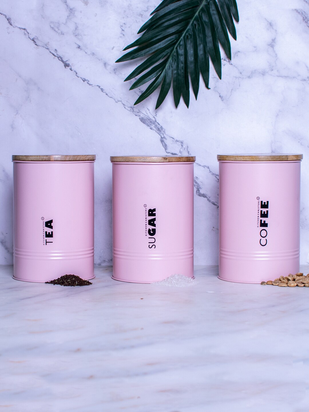

StatueStudio 3 Pieces Pink Label Printed Food Storage Containers 900 ml each