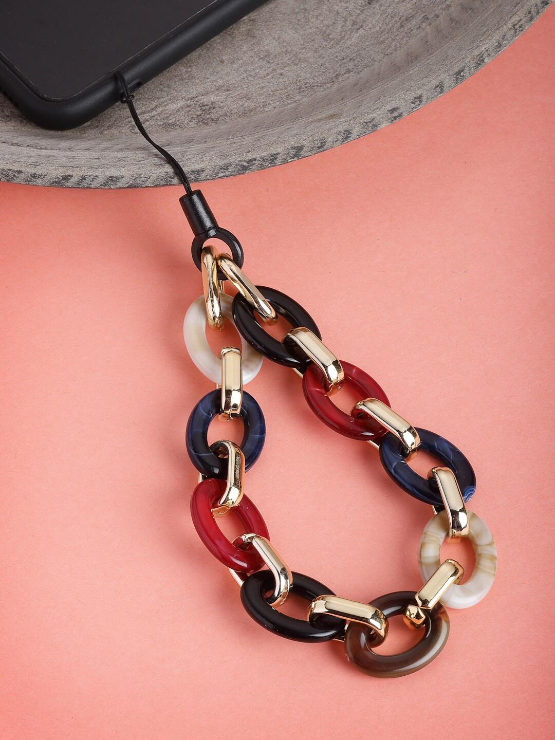 

VOGUE PANASH Oval Shaped Chain Mobile Charm, Black