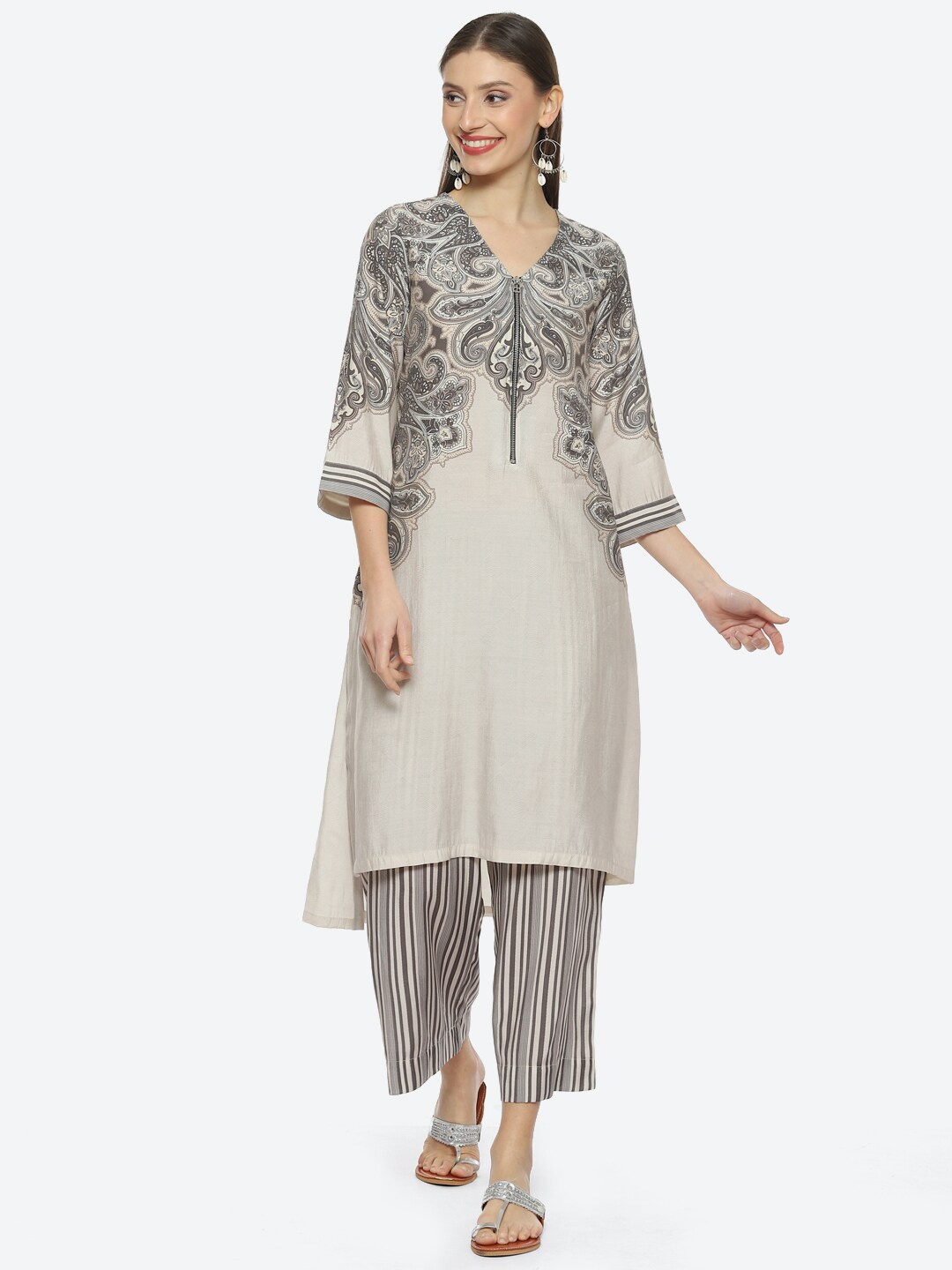 

Biba Paisley Printed Kurta With Palazzos, Grey