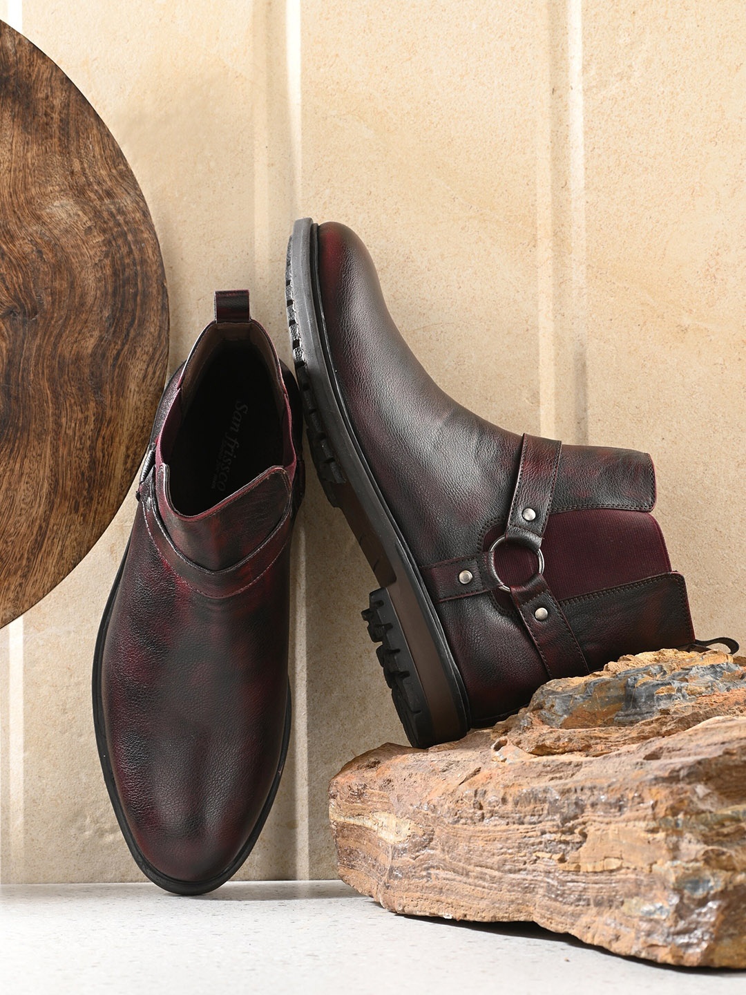 

San Frissco Men Textured Chelsea Boots, Maroon