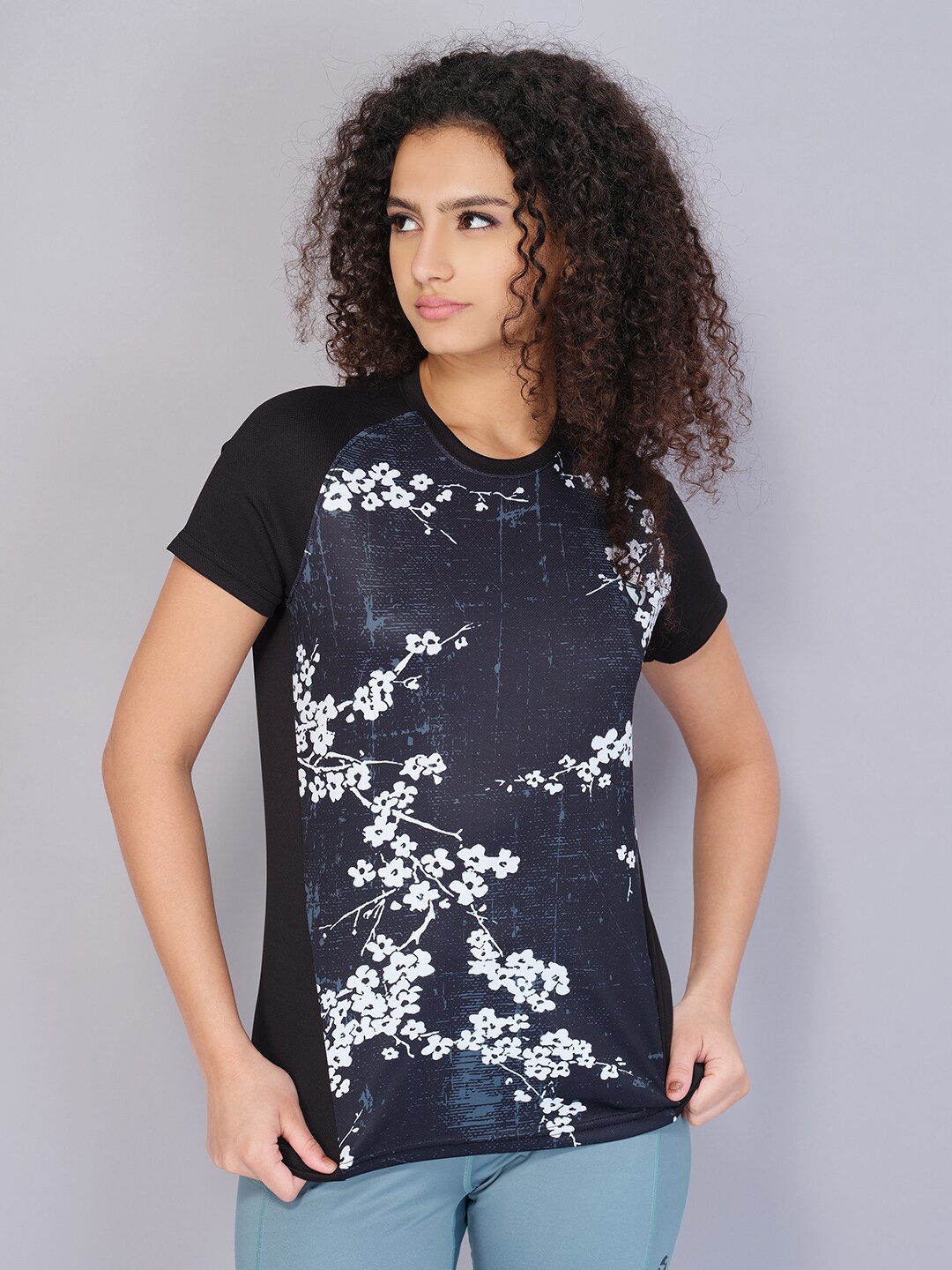

Technosport Floral Printed Raglan Sleeve Antimicrobial Active T-shirt, Black