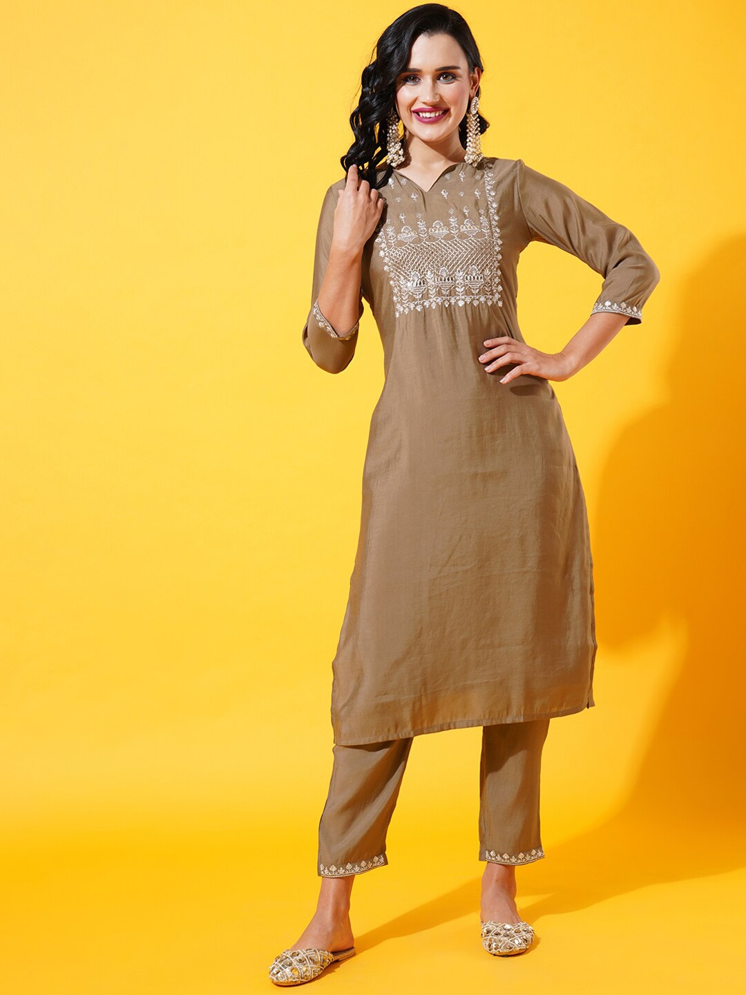 

HEEPOSH Embroidered Gotta Patti Kurta With Trousers & Dupatta, Brown