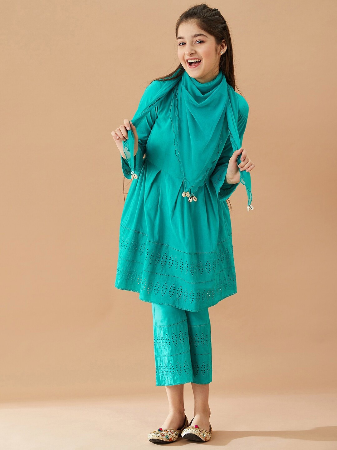 

pspeaches Girls Self Design Pure Cotton Tunic with Trousers, Turquoise blue