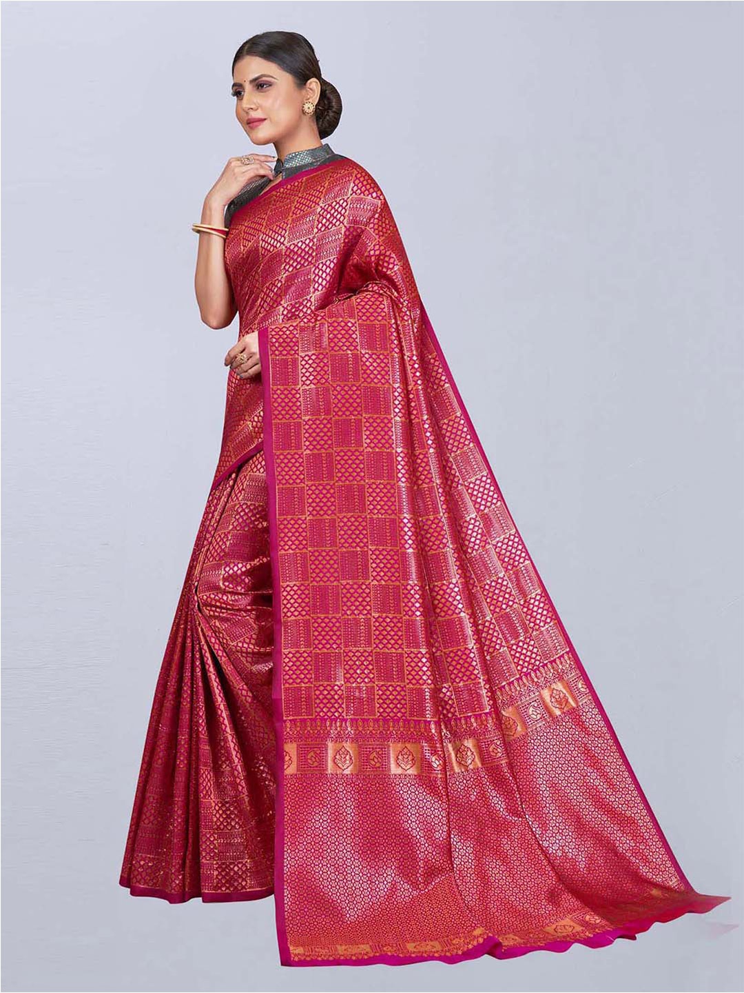 

KALINI Woven Design Zari Banarasi Saree, Pink