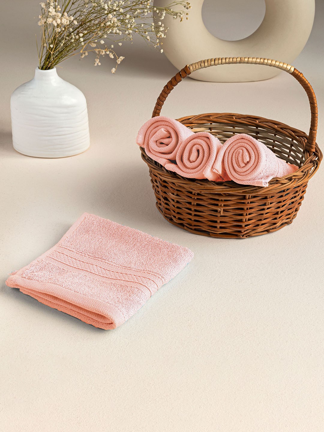 

HOMEMONDE Baby Pink 4 Pieces 500 GSM Pure Cotton Face Towels, Peach