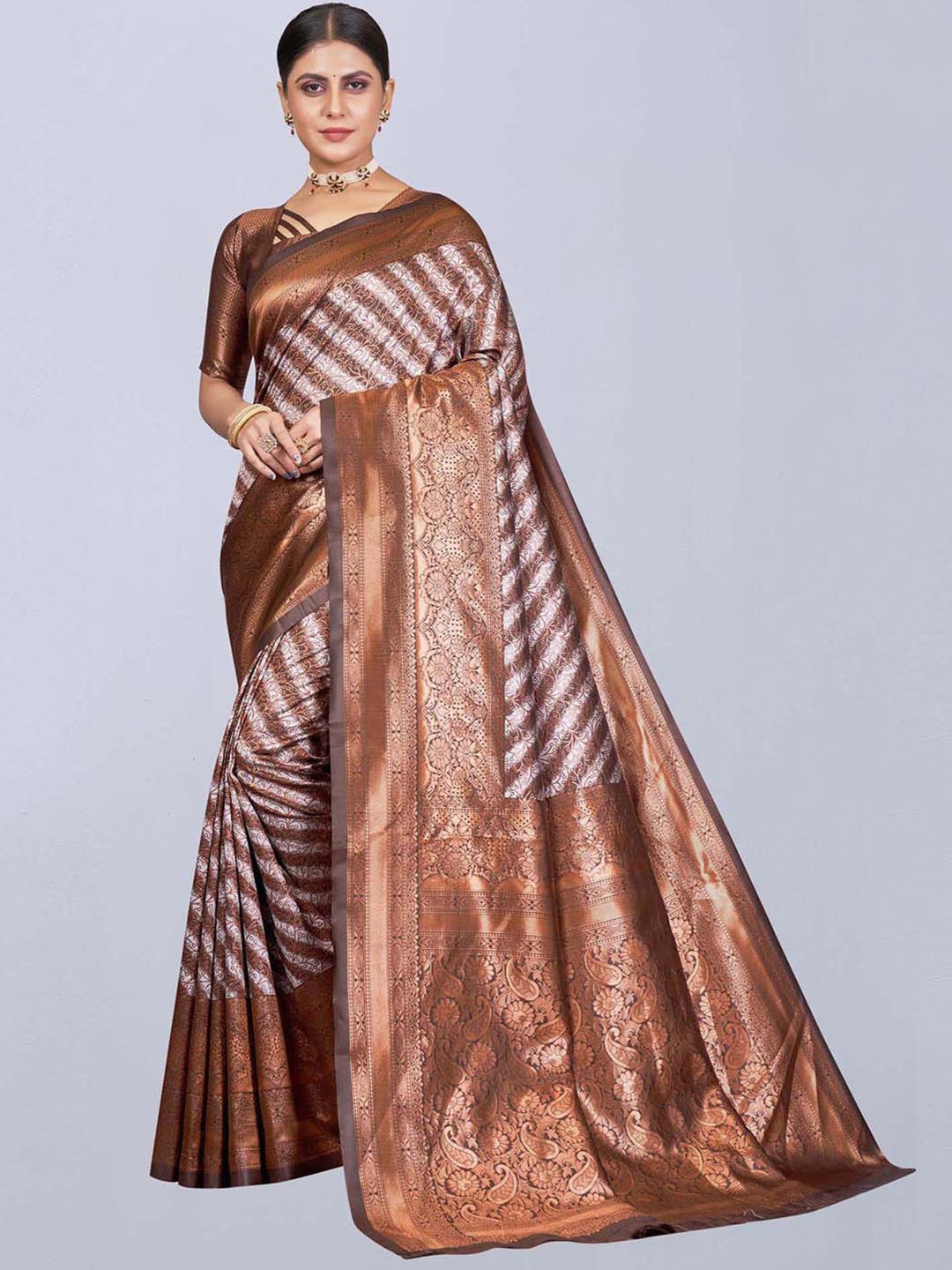 

Mitera Ethnic Motifs Woven Design Zari Banarasi Saree, Brown
