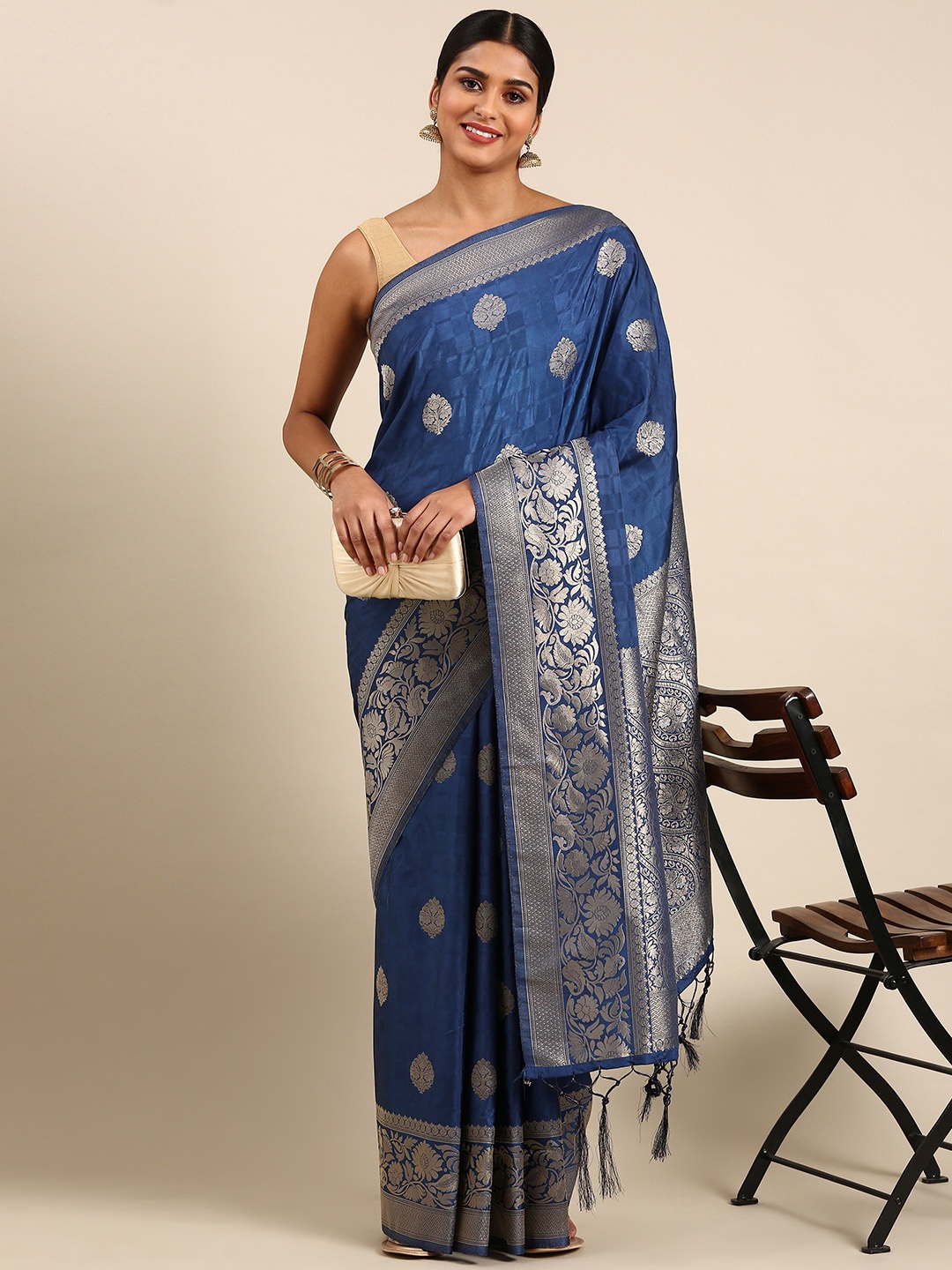 

SHARAA ETHNICA Ethnic Motifs Zari Pure Silk Kanjeevaram Saree, Blue