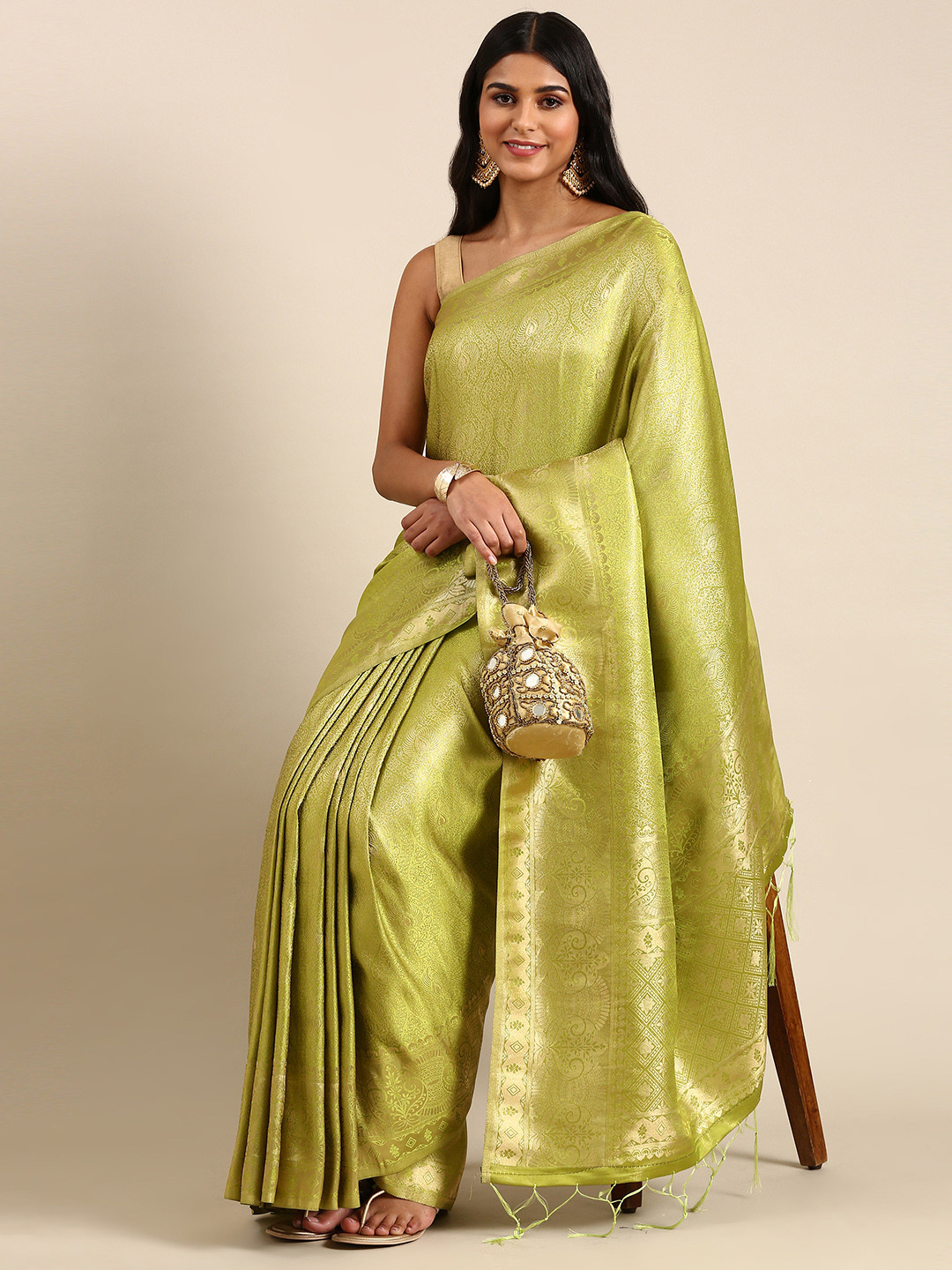 

SHARAA ETHNICA Ethnic Motifs Zari Pure Silk Kanjeevaram Saree, Green